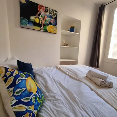 Апартаменты Centre Cosy And Spacious Ментона