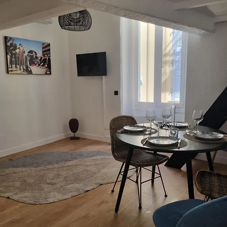 Centre Cosy And Spacious Apartment