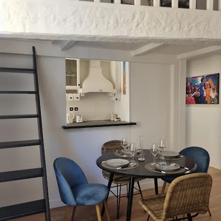 Apartment Centre Cosy And Spacious