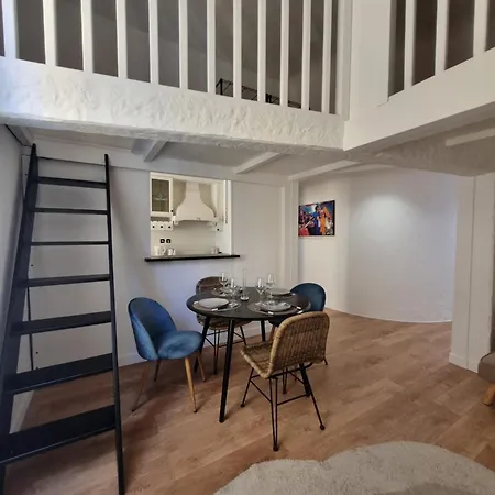 Centre Cosy And Spacious